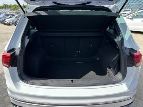 Volkswagen Tiguan R-LINE TSI DSG 21