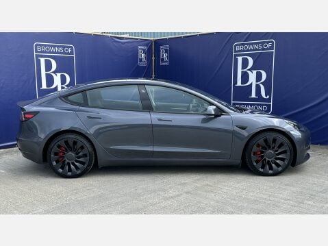 Tesla Model 3 PERFORMANCE AWD 4