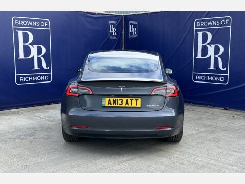 Tesla Model 3 PERFORMANCE AWD 7