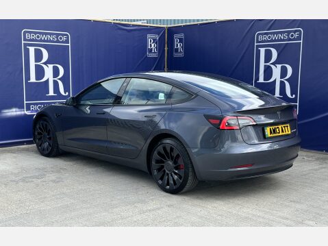 Tesla Model 3 PERFORMANCE AWD 8