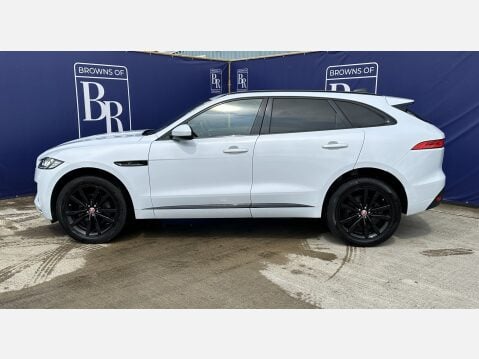 Jaguar F-Pace CHEQUERED FLAG AWD 10