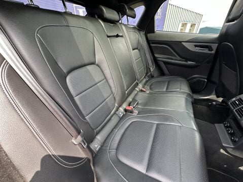Jaguar F-Pace CHEQUERED FLAG AWD 24