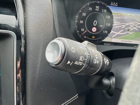 Jaguar F-Pace CHEQUERED FLAG AWD 32