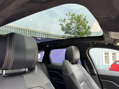 Jaguar F-Pace CHEQUERED FLAG AWD 40