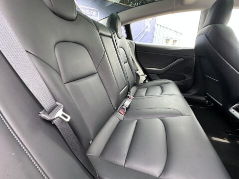 Tesla Model 3 PERFORMANCE AWD 22