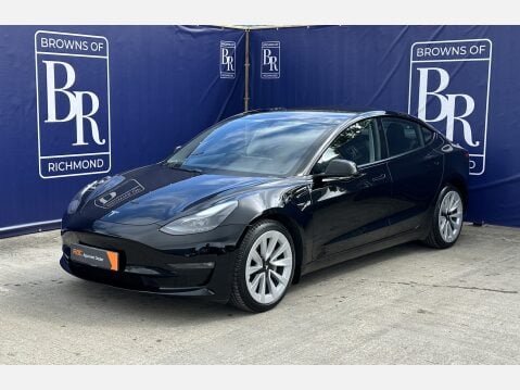Tesla Model 3 LONG RANGE AWD 11
