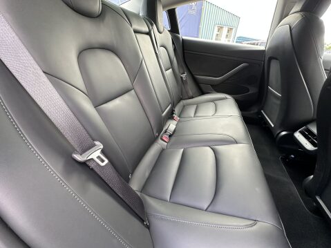 Tesla Model 3 LONG RANGE AWD 23