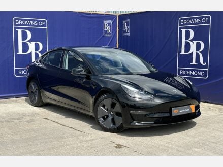 Tesla Model 3 LONG RANGE AWD