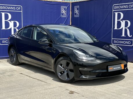 Tesla Model 3 LONG RANGE AWD