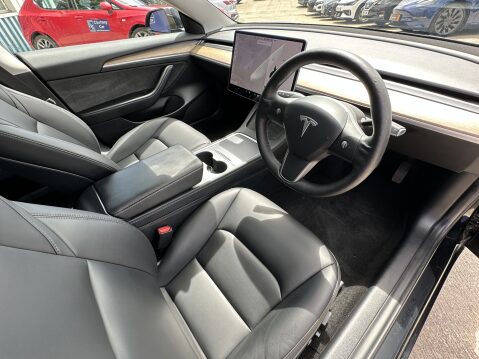 Tesla Model 3 LONG RANGE AWD 3