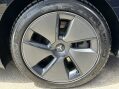 Tesla Model 3 LONG RANGE AWD 18