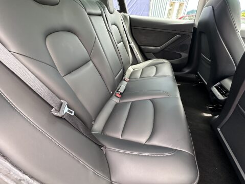 Tesla Model 3 LONG RANGE AWD 25