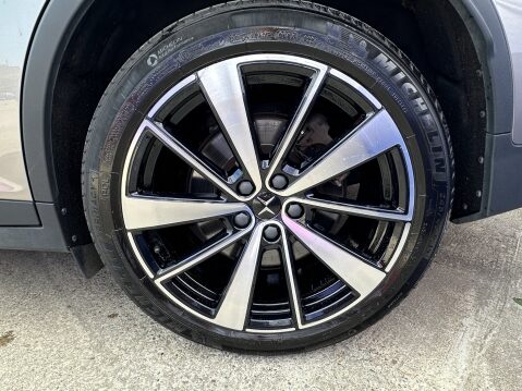 Polestar 2 BASE 18