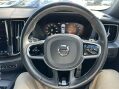 Volvo XC60 T5 R-DESIGN AWD 25