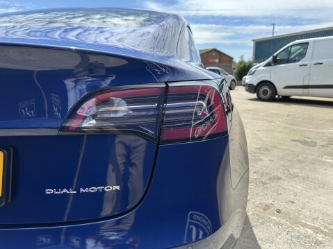 Tesla Model 3 LONG RANGE AWD 20