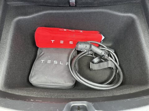 Tesla Model 3 LONG RANGE AWD 23