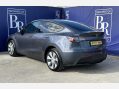 Tesla Model Y LONG RANGE AWD 8