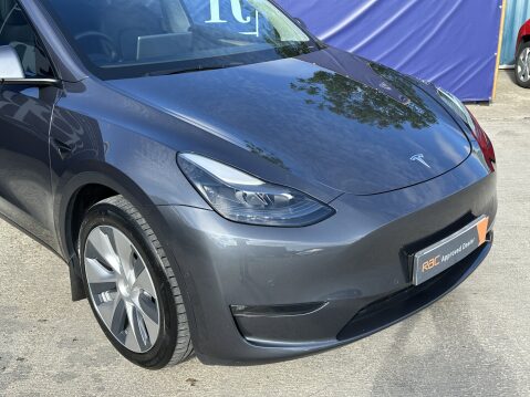 Tesla Model Y LONG RANGE AWD 15