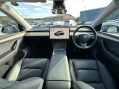Tesla Model Y LONG RANGE AWD 26