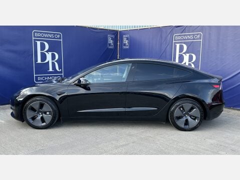 Tesla Model 3 LONG RANGE AWD 10