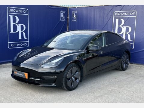 Tesla Model 3 LONG RANGE AWD 11