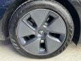 Tesla Model 3 LONG RANGE AWD 17