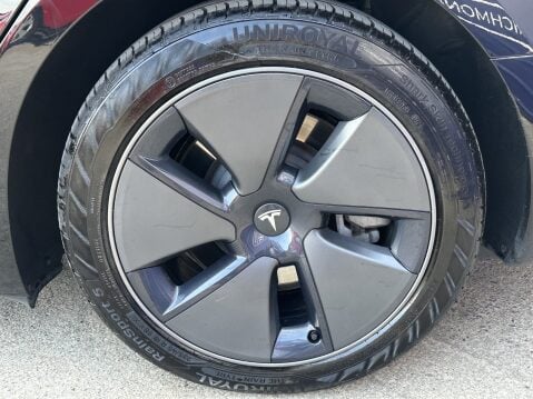 Tesla Model 3 LONG RANGE AWD 18