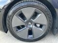 Tesla Model 3 LONG RANGE AWD 19
