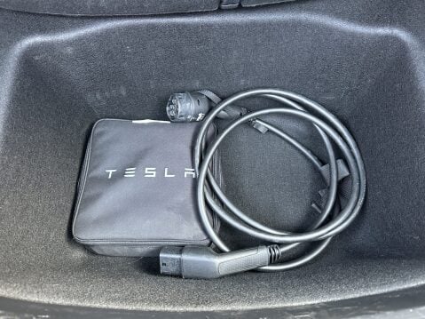 Tesla Model 3 LONG RANGE AWD 23