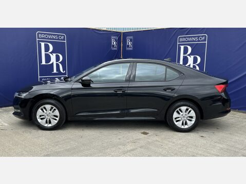Skoda Octavia SE TDI DSG 10