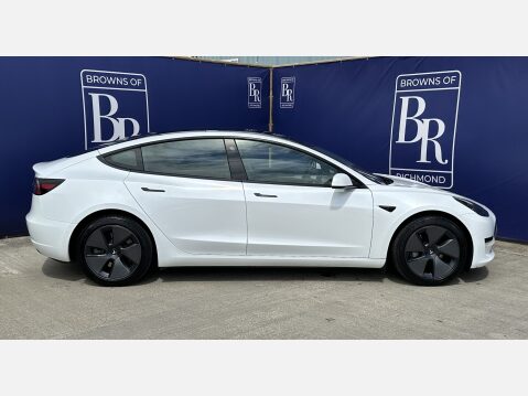 Tesla Model 3 RWD Model 4