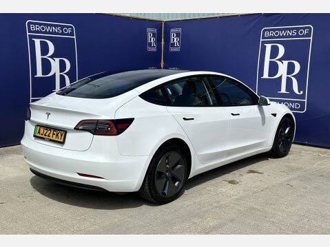 Tesla Model 3 RWD Model 5