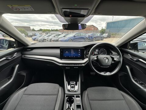Skoda Octavia 2.0 TDI SE Hatchback 5dr Diesel DSG Euro 6 (s/s) (116 ps) 23