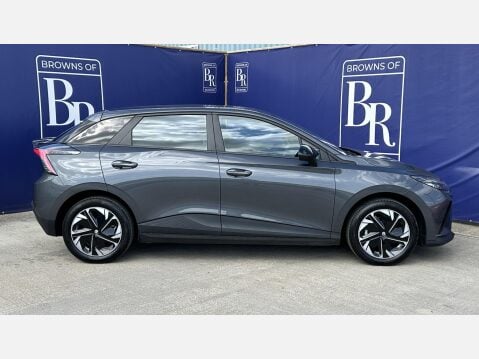 MG MG4 64kWh SE Long Range Hatchback 5dr Electric Auto (203 ps) 4