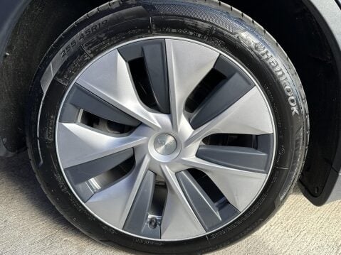 Tesla Model Y (Dual Motor) Long Range SUV 5dr Electric Auto 4WDE (384 bhp) 17