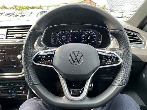 Volkswagen Tiguan 1.5 TSI R-Line SUV 5dr Petrol DSG Euro 6 (s/s) (150 ps) 25