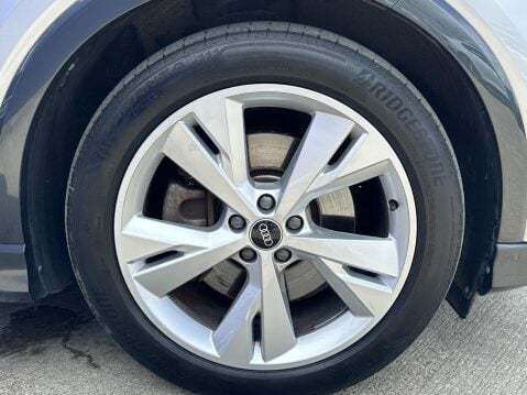 Audi Q4 40 S line SUV 5dr Electric Auto 82kWh (204 ps) 16