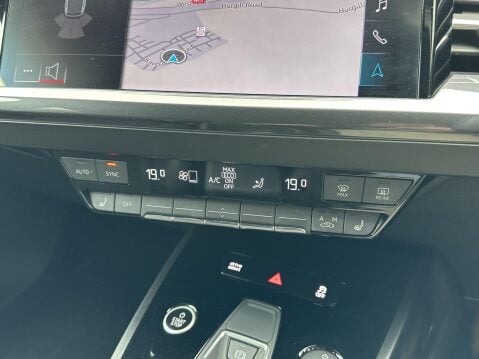 Audi Q4 40 S line SUV 5dr Electric Auto 82kWh (204 ps) 37