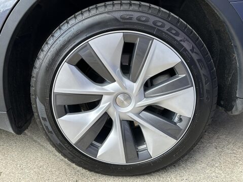 Tesla Model Y (Dual Motor) Long Range SUV 5dr Electric Auto 4WDE (384 bhp) 18