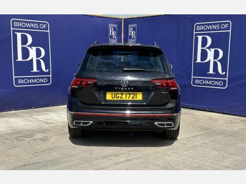 Volkswagen Tiguan 2.0 TDI R-Line SUV 5dr Diesel DSG 4Motion Euro 6 (s/s) (200 ps) 7