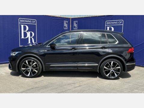 Volkswagen Tiguan 2.0 TDI R-Line SUV 5dr Diesel DSG 4Motion Euro 6 (s/s) (200 ps) 10