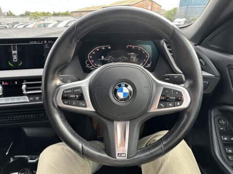 BMW 2 Series 1.5 218i M Sport Saloon 4dr Petrol DCT Euro 6 (s/s) (136 ps) 25