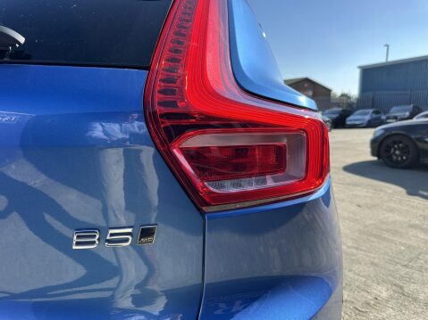 Volvo XC40 2.0 B5 MHEV R-Design Pro SUV 5dr Petrol Hybrid Auto AWD Euro 6 (s/s) (250 p 20