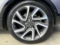 Land Rover Discovery 3.0 SD V6 HSE Luxury SUV 5dr Diesel Auto 4WD Euro 6 (s/s) (306 ps) 18