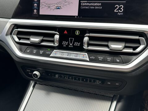 BMW 3 Series 2.0 330e 12kWh M Sport Saloon 4dr Petrol Plug-in Hybrid Auto xDrive Euro 6 40