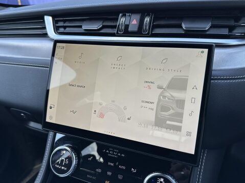 Jaguar F-Pace 2.0 D200 MHEV R-Dynamic S SUV 5dr Diesel Auto AWD Euro 6 (s/s) (204 ps) 31