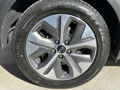 Kia Niro 64kWh 4+ SUV 5dr Electric Auto (201 bhp) 17