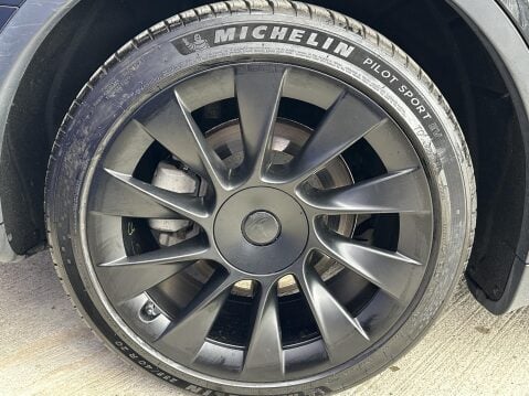 Tesla Model Y (Dual Motor) Long Range SUV 5dr Electric Auto 4WDE (384 bhp) 17
