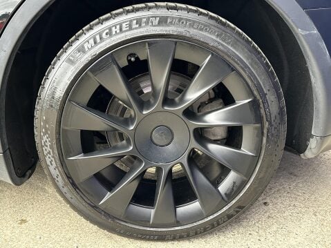 Tesla Model Y (Dual Motor) Long Range SUV 5dr Electric Auto 4WDE (384 bhp) 18