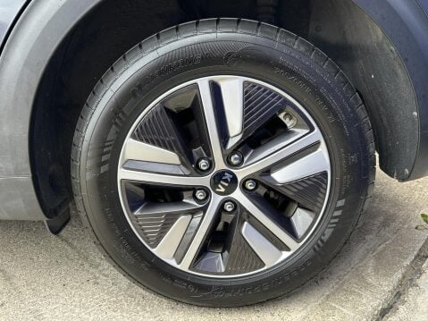 Kia Niro 1.6 GDi 2 SUV 5dr Petrol Hybrid DCT Euro 6 (s/s) (139 bhp) 18